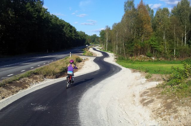 Bicycle path Sjöbacken to Tingsryd or Urshult